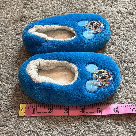 Disney | Slippers for Toddlers - Picture 5 of 9
